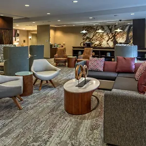 3* Hotel Courtyard Airport